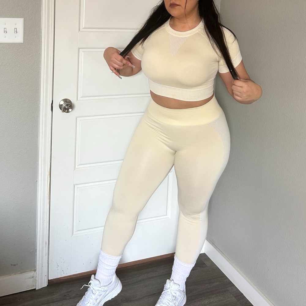Fashion Nova Cream Active Set